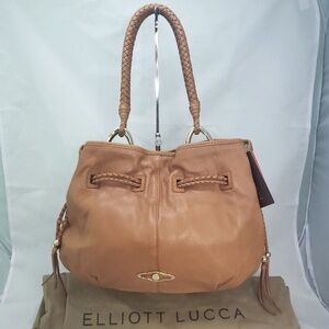 🆕️👜🆕Elliott Lucca Padova Style Leather Handbag